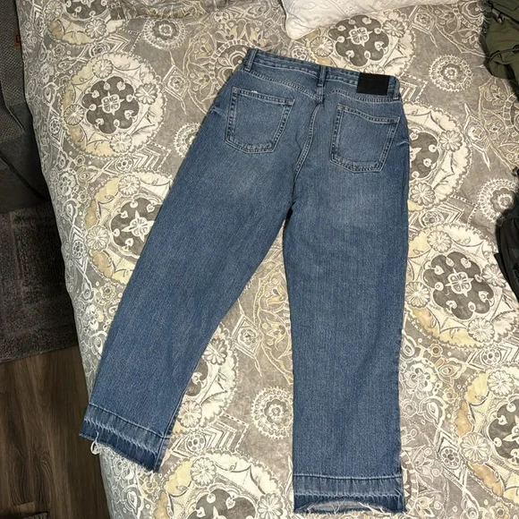 DKNY “Kent” Jeans - Picture 2 of 2